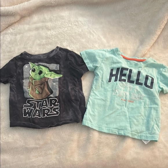 Lot of boys size 12-18 month shirts and sweatshirts - Picture 6 of 7